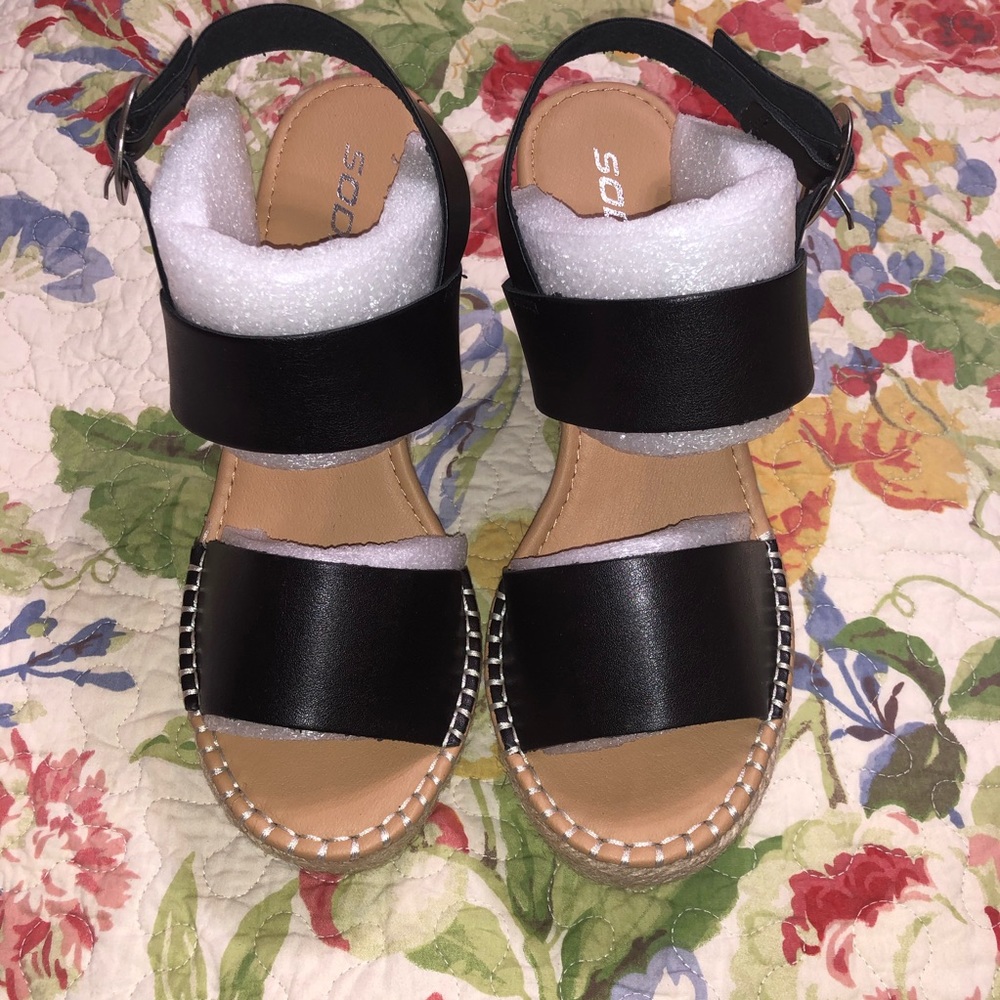 Size 9 Womens Soda Wedges